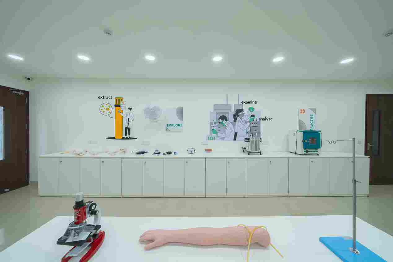 Emversity School of Hospitality & Allied Health Sciences, Lucknow Lucknow Office Space photo 15